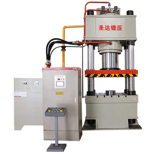 800噸三梁四柱液壓機(jī) 800噸三梁四柱液壓機(jī)