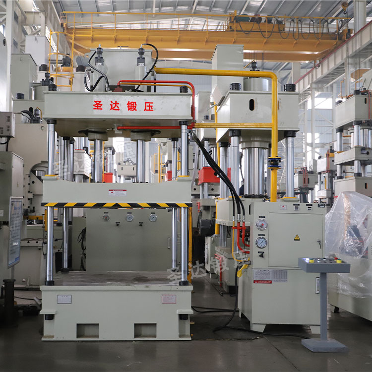 40噸三梁四柱液壓機(jī) 40噸三梁四柱液壓機(jī)