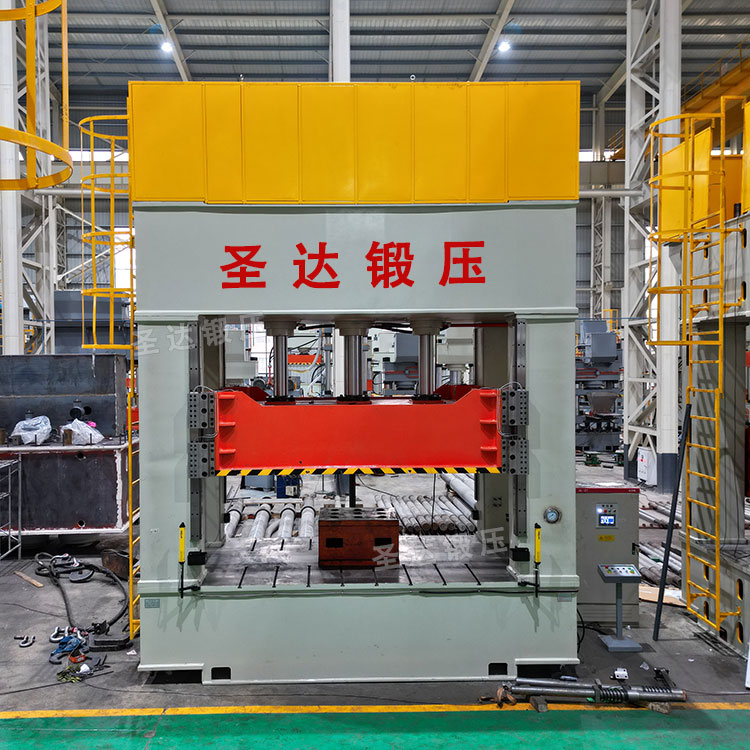 315噸框架式液壓機車間展示 315噸框架式液壓機車間展示